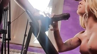 Provino porno per Noemi Blonde