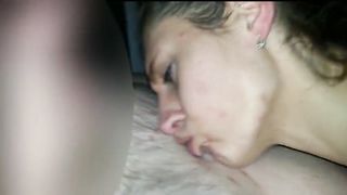 Puttana ceca si dà da fare