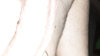 Mi masturbo per una troia in chat