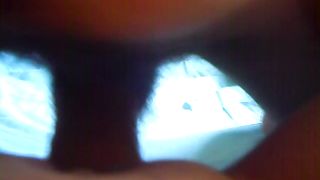 Ora me la scopo a gambe aperte