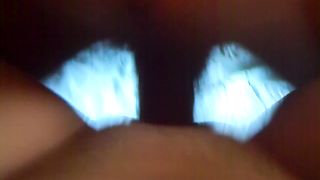 Ora me la scopo a gambe aperte