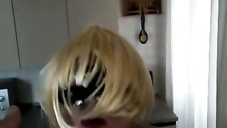 Mi scopo con un grosso dildo