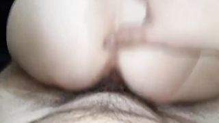 Reverse cowgirl con la escort rumena