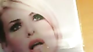 Anteprima del video: TRIBUTO ALLA DIVINA ILARY