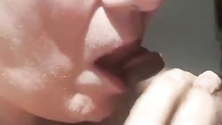 Maturo italiano fa un pompino