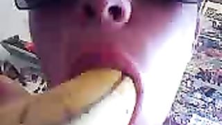 Amicletta con banana 2