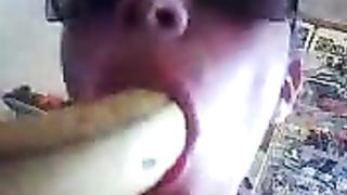 Amicletta con banana 2