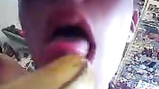 Anteprima del video: Amicletta con banana 2