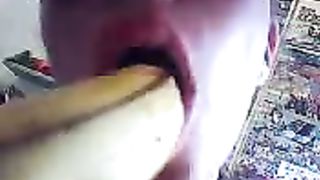 Amicletta con banana 2