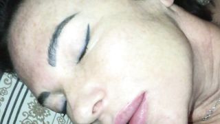 Mia moglie sborrata in faccia e in bocca