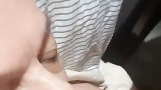 Marito frocio tradisce con un ragazzo marocchino