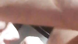 Marito frocio tradisce con un ragazzo marocchino