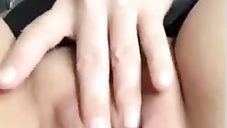 Fica slabbrata con due cazzi di silicone