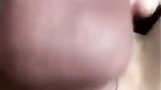 Fica slabbrata con due cazzi di silicone