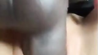 Fica slabbrata con due cazzi di silicone