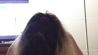 Faccio un pompino a mio marito