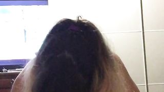 Faccio un pompino a mio marito