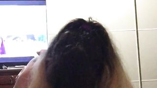 Faccio un pompino a mio marito