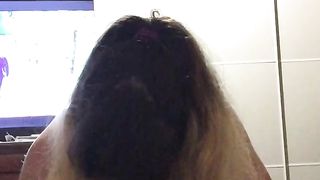 Faccio un pompino a mio marito