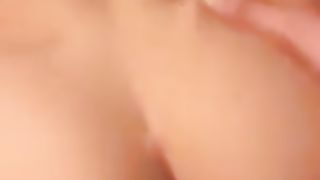 Teen masturbata  e poi scopata