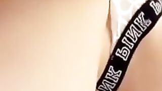 Teen masturbata  e poi scopata