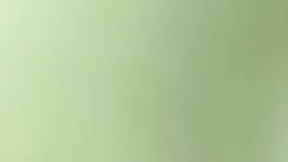 Bella femmina sexy sbattuta sul letto