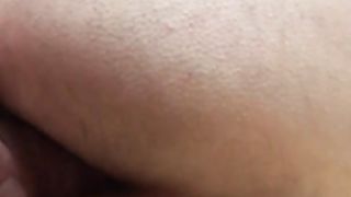 Me lo spinge piano ma entra bene