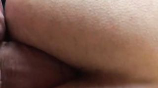 Me lo spinge piano ma entra bene