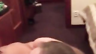 Troie condividono un cazzone enorme