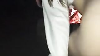 Troia culona cavalca una grossa minchia