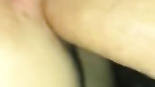 Cazzone e creampie per la puttana