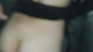 Teen bruna scopata dal suo ragazzo...