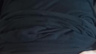 Mia moglie geme e gode mentre la masturbo col cazzo