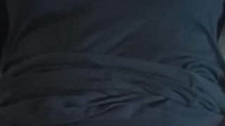 Mia moglie geme e gode mentre la masturbo col cazzo