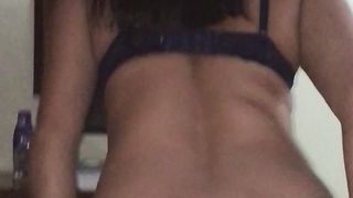 Io e la mia lei mentre facciamo sesso in camera 2