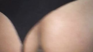 Io e la mia lei mentre facciamo sesso in camera 2