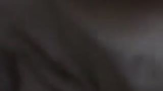 Pompino mattutino con sborrata sul seno...