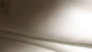 Pompino mattutino con sborrata sul seno...