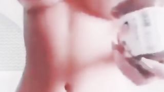 Anteprima del video: FACCIO LA TROIA CON NUTELLA