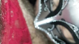 Porcellona fammi vedere la lingua