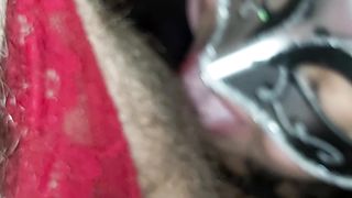 Porcellona fammi vedere la lingua