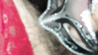 Porcellona fammi vedere la lingua