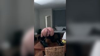 Moretta sexy scopata in cucina