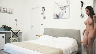 Un grosso cazzo per il culo di Malena