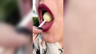 Anteprima del video: Mi piace SUCCHIARE e LUCIDARE le cappelle