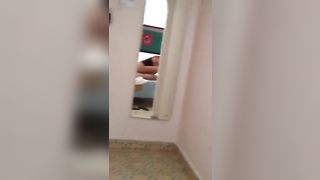 La troia cavalca e io filmo tutto