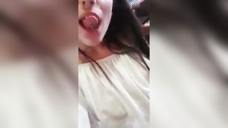 Lecco la patatina della mia amica