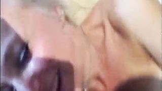 Milf italiana vuole la sborra tutta per se