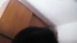 Pago una cinese per un massaggio erotico al cazzo