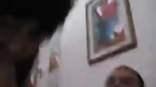 Pago una cinese per un massaggio erotico al cazzo